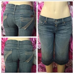 7 For All Mankind Dojo Capri Jean Size 29